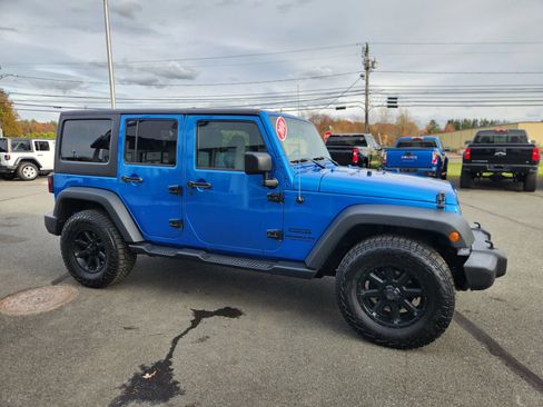 Used 2016 Jeep Wrangler Unlimited Sport w/ Quick Order Package 24S AWD/4WD image 16