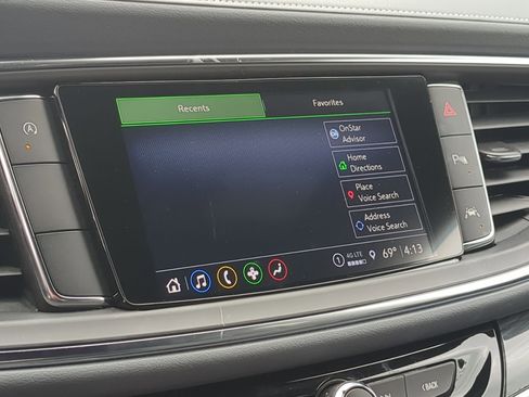 Used 2023 Buick Enclave Essence w/ Experience Buick Package FWD image 13