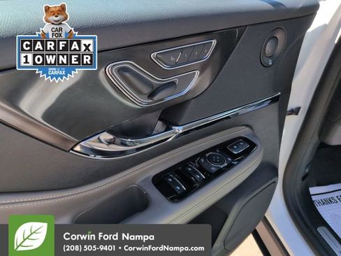 Used 2025 Lincoln Corsair Reserve w/ Equipment Group 202A AWD/4WD image 11