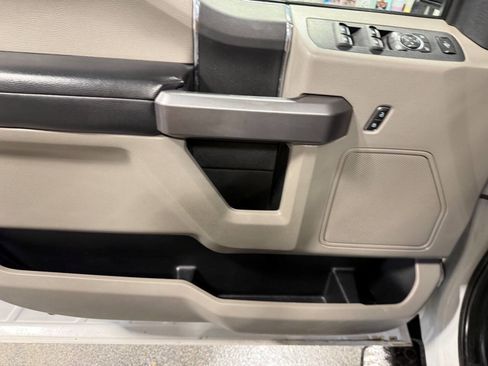Used 2019 Ford F250 XLT w/ XLT Value Package image 12