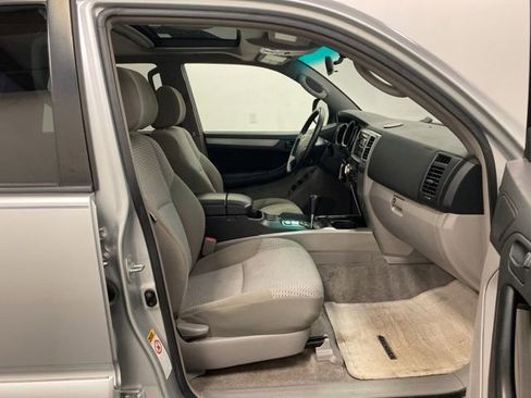 Used 2008 Toyota 4Runner SR5 image 23