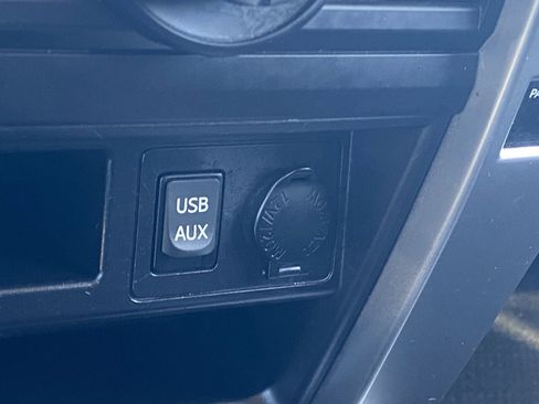 Used 2017 Toyota 4Runner SR5 image 30