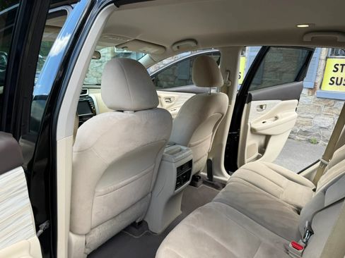 Used 2016 Nissan Murano S w/ Navigation Package AWD/4WD image 17
