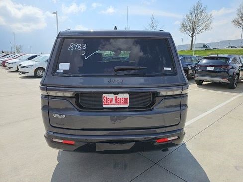 New 2026 Jeep Grand Wagoneer Limited AWD/4WD image 5