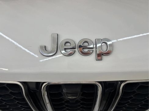 Used 2023 Jeep Grand Cherokee L Overland w/ Advanced Protech Group III AWD/4WD image 33