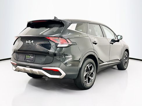 Used 2024 Kia Sportage LX AWD/4WD image 9