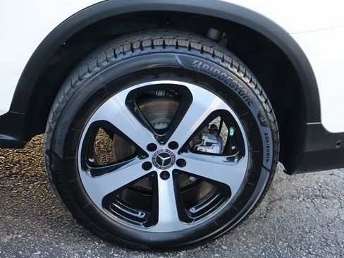 Used 2019 Mercedes-Benz GLC 350e 4MATIC image 44