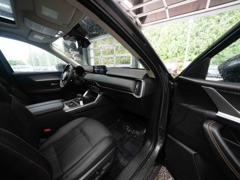 Used 2024 MAZDA CX-90 Plug-In Hybrid w/ Preferred AWD/4WD image 26