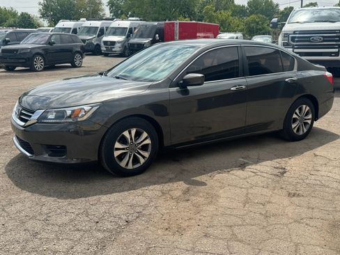 Used 2014 Honda Accord LX image 2
