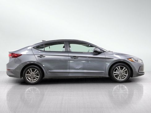 Used 2018 Hyundai Elantra SEL w/ Cargo Package FWD image 6