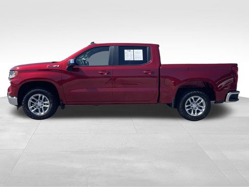Used 2023 Chevrolet Silverado 1500 LT w/ Z71 Off-Road Package AWD/4WD image 7