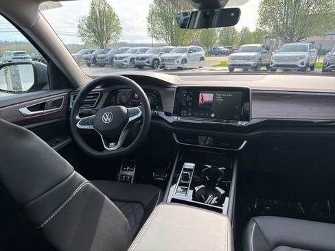 New 2026 Volkswagen Atlas SEL Premium R-Line AWD/4WD image 33
