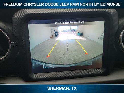Used 2021 Jeep Wrangler Unlimited Sahara AWD/4WD image 13