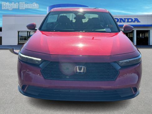 Used 2023 Honda Accord EX image 9
