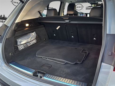 Used 2024 Mercedes-Benz GLE 450 4MATIC w/ Winter Package image 26