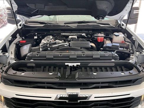 New 2026 Chevrolet Silverado 2500 Custom w/ Custom Value Package AWD/4WD image 9