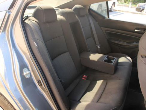 Used 2019 Nissan Altima 2.5 S FWD image 13