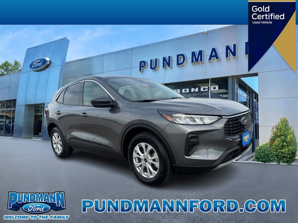 Certified 2023 Ford Escape Active AWD/4WD image 1