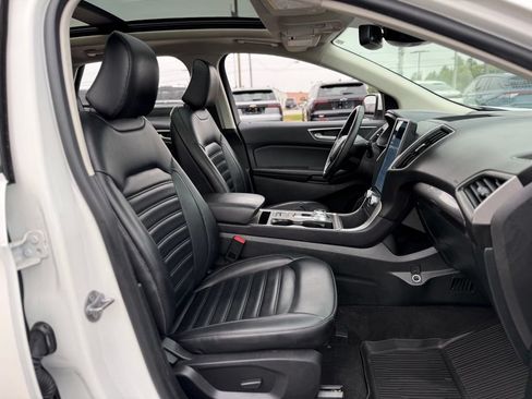 Certified 2024 Ford Edge SEL w/ Convenience Package AWD/4WD image 13