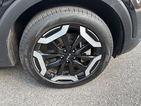 Used 2025 Kia Telluride S AWD/4WD image 10