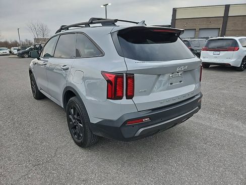Used 2022 Kia Sorento S w/ Panoramic Sunroof Package image 5