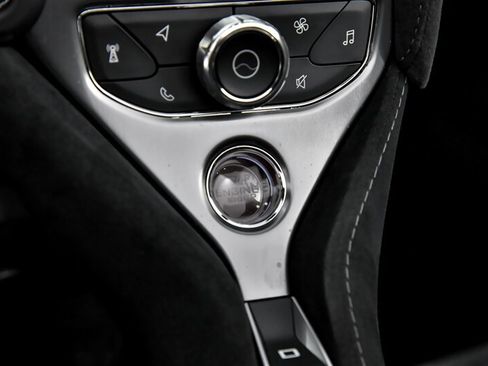 Used 2020 McLaren 720S Spider RWD image 36