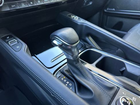 Used 2021 Kia Telluride SX w/ SX Prestige Package image 19