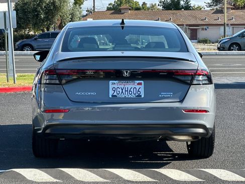 Used 2023 Honda Accord Sport image 10