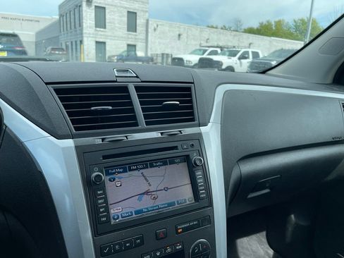 Used 2010 Chevrolet Traverse LT w/ Personal Connectivity Package AWD/4WD image 11