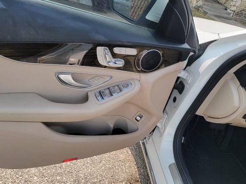 Used 2020 Mercedes-Benz C 300 Sedan image 28