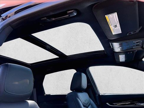 Used 2021 Cadillac XT5 Premium Luxury w/ LPO, Floor Liner Package AWD/4WD image 16