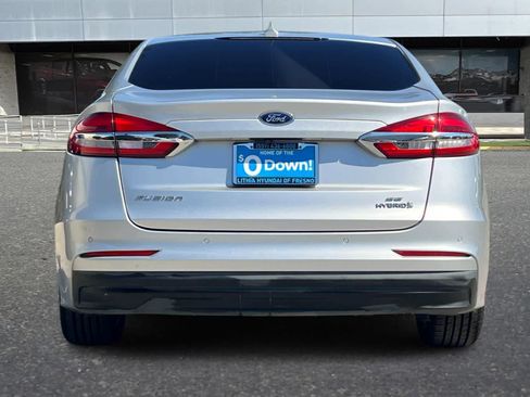 Used 2019 Ford Fusion SE image 8