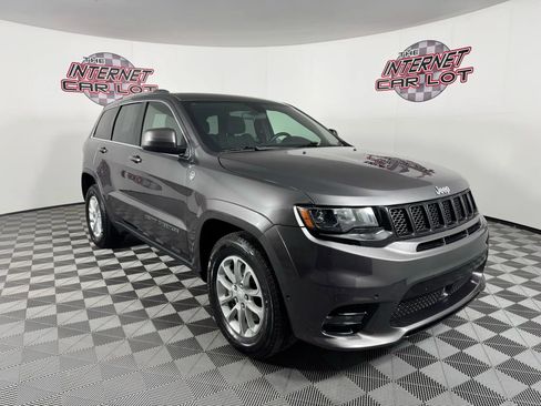 Used 2021 Jeep Grand Cherokee Laredo image 9