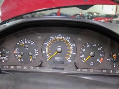 Used 1995 Mercedes-Benz SL 320 image 12