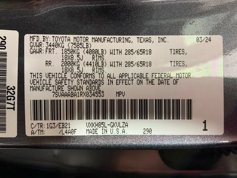 Used 2024 Toyota Sequoia TRD Pro AWD/4WD image 41