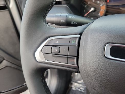 Certified 2025 Jeep Compass Latitude w/ Altitude Special Edition image 26