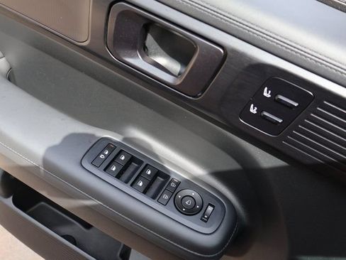 Used 2024 Hyundai Santa Fe Calligraphy AWD/4WD image 52