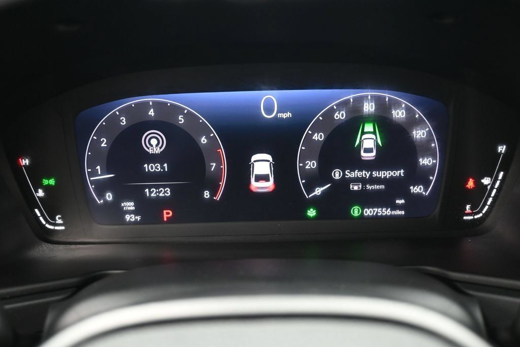 Used 2025 Honda Accord LX image 27
