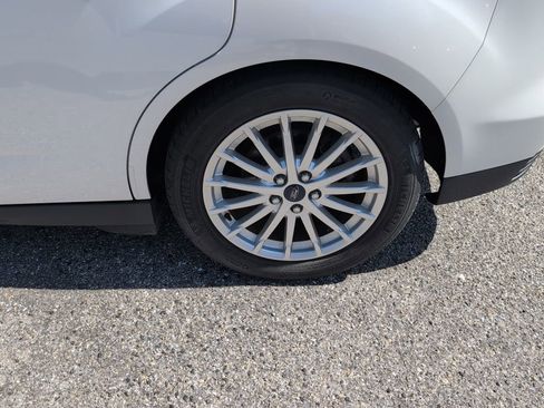 Used 2016 Ford C-MAX SE w/ Equipment Group 201A image 15