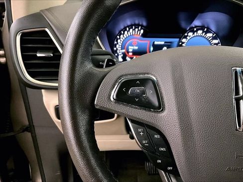 Used 2018 Lincoln MKX Premiere FWD image 17