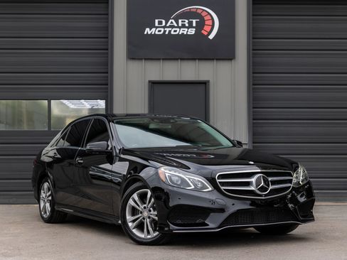 Used 2014 Mercedes-Benz E 250 BlueTEC 4MATIC Sedan image 1