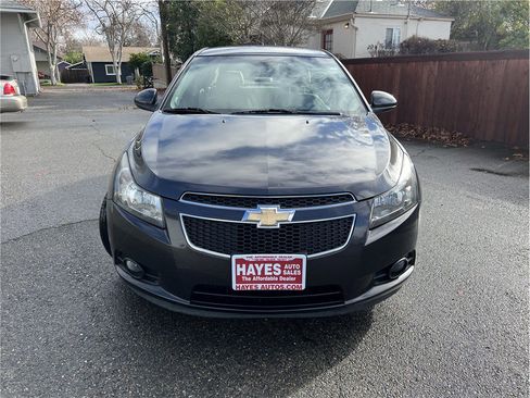 Used 2014 Chevrolet Cruze Diesel w/ Enhanced Safety Package image 2