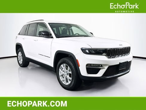 Used 2023 Jeep Grand Cherokee Limited image 1