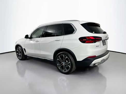 Certified 2025 BMW X5 xDrive40i w/ Parking Assistance Package image 8
