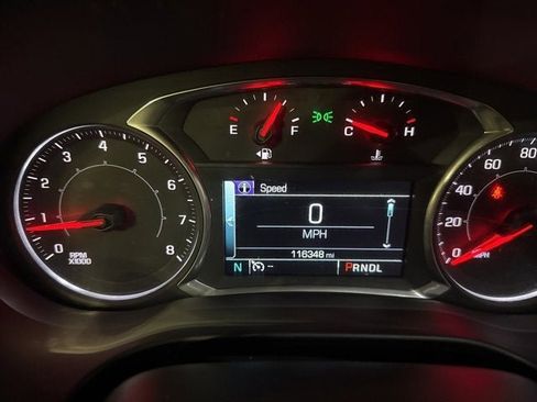 Used 2017 GMC Acadia SLT image 9