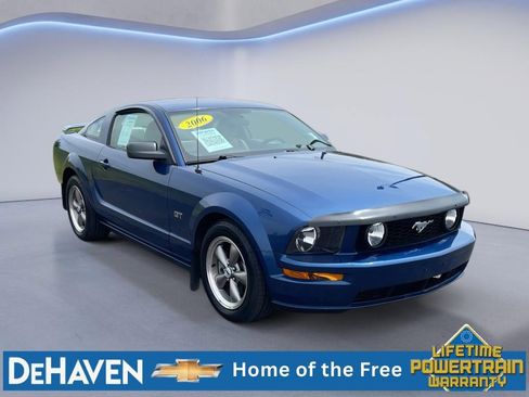 Used 2006 Ford Mustang GT RWD image 8