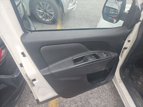 Used 2021 RAM ProMaster City Tradesman FWD image 12