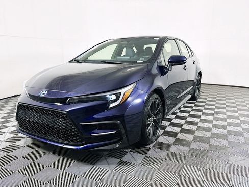 Used 2024 Toyota Corolla SE FWD image 7
