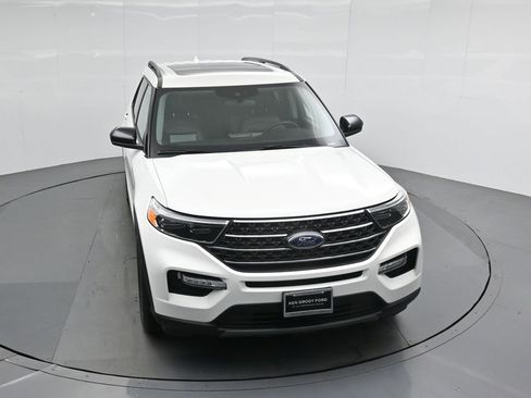 Certified 2023 Ford Explorer XLT w/ Equipment Group 202A image 41