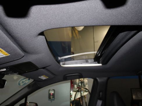 Certified 2023 Honda Ridgeline Black Edition image 41